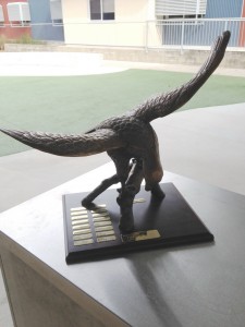 Big_bird_trophy_1